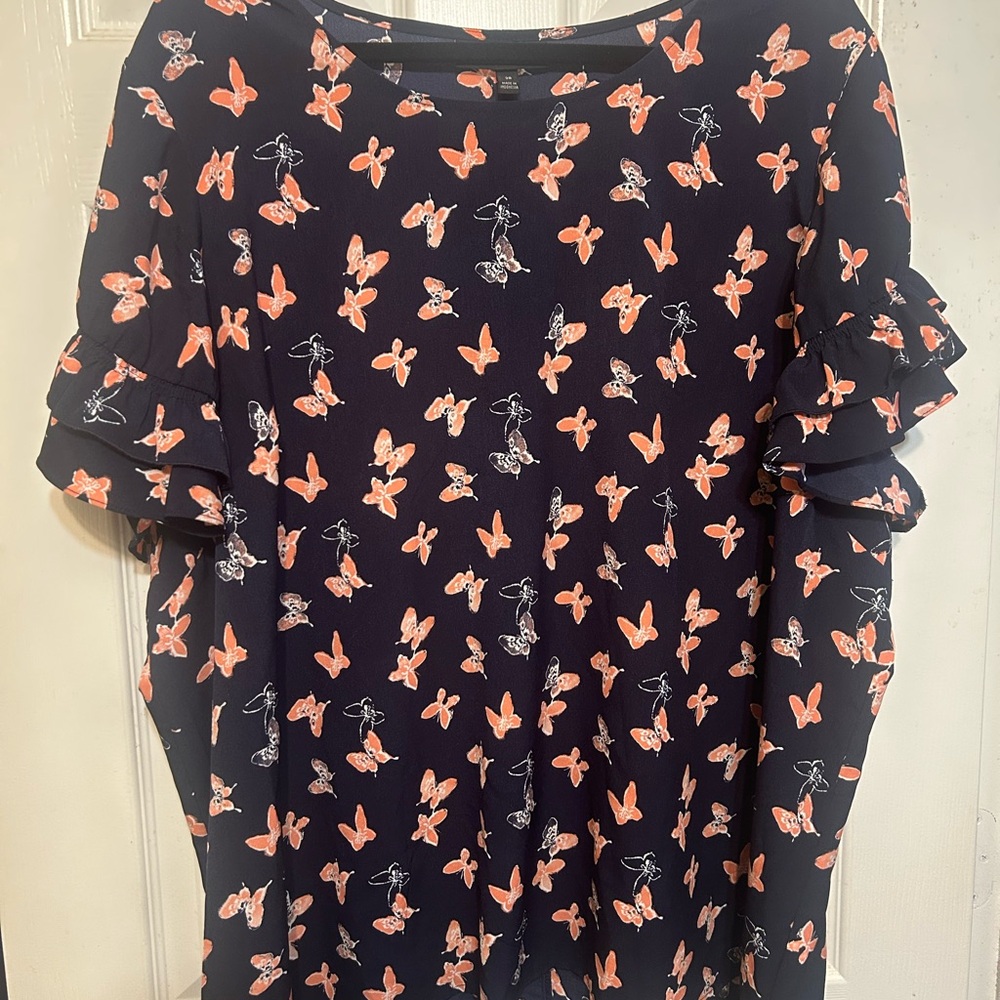 NWOT- Lane Bryant Floral Ruffle Sleeve Top - Navy and Orange Butterfly. Size 26
